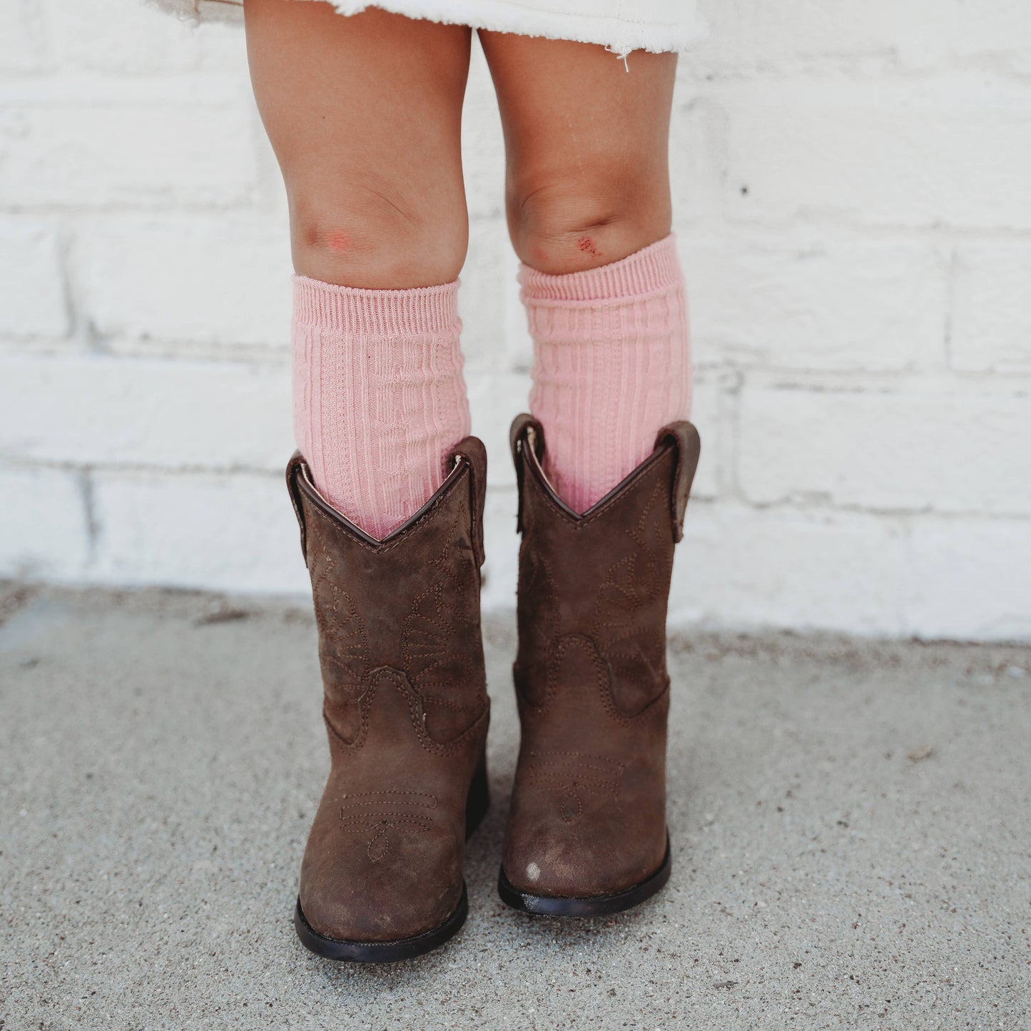 Cable Knit Knee High Socks (Blush)